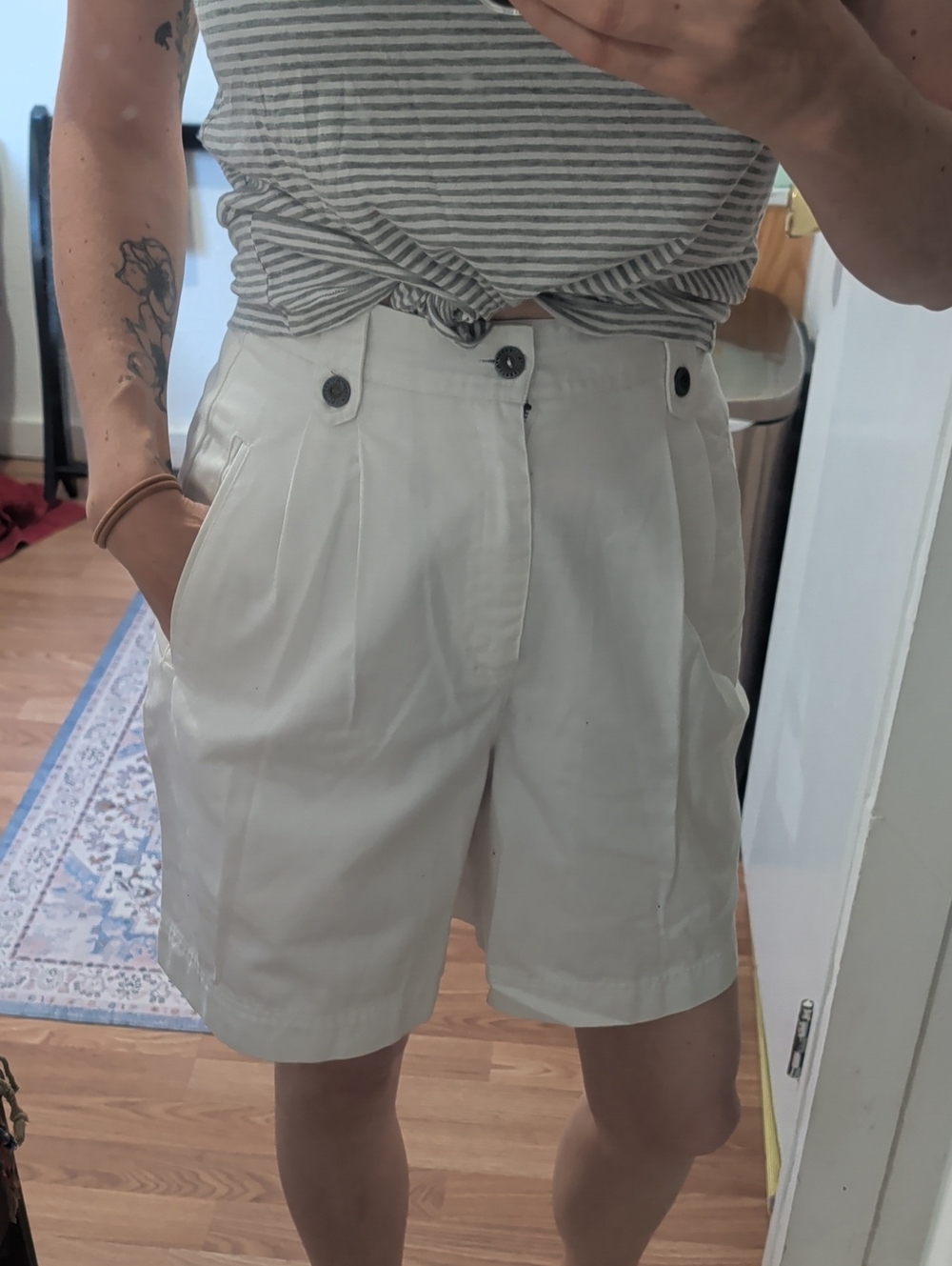 Liz Claiborne Cream High-Waist Pleated Bermuda Shorts